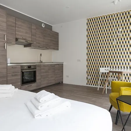 Italianway-Poma Apartment Milan Exterior photo