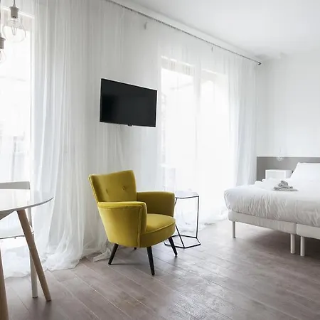 Italianway-Poma Apartment Milan Exterior photo